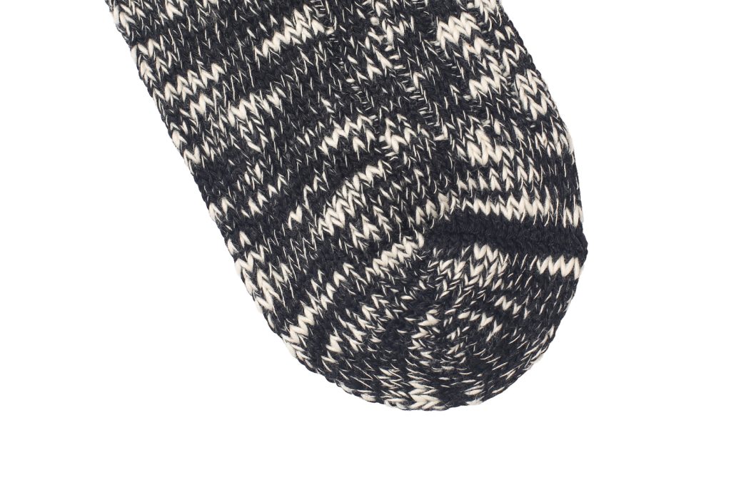 Flake Knitted Socks – Black